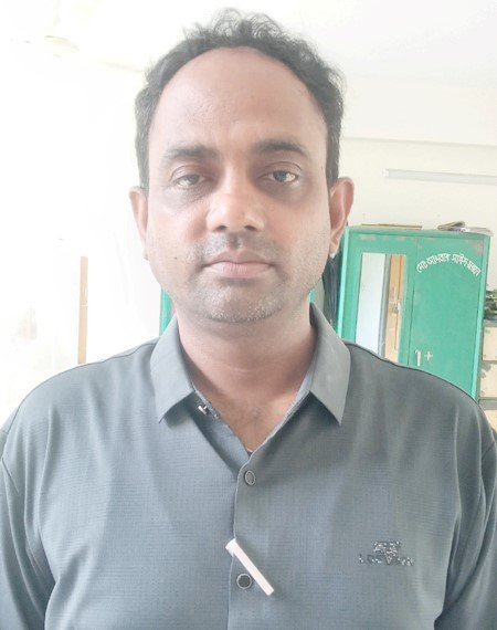 শ্রী গিরিধারী চক্রবর্তী